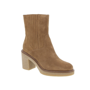 Alexia Barreca boots camel