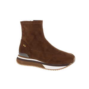 Nathan Baume boots bruin